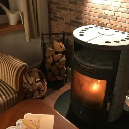 Gemuetliches Reetdachhaus In Schleswig-holstein By Interhome בית נופש